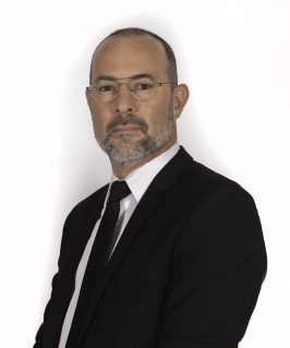 Uri Tavor, Adv.