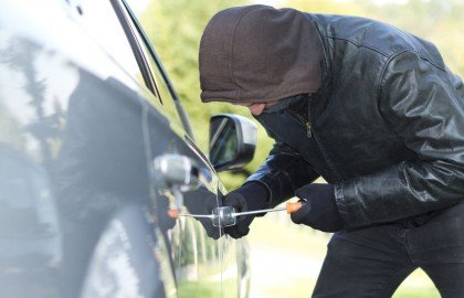 פוליסת ביטוח לגניבת רכב כוללת גם כיסוי ביטוחי עבור גניבת חלקים מהרכב